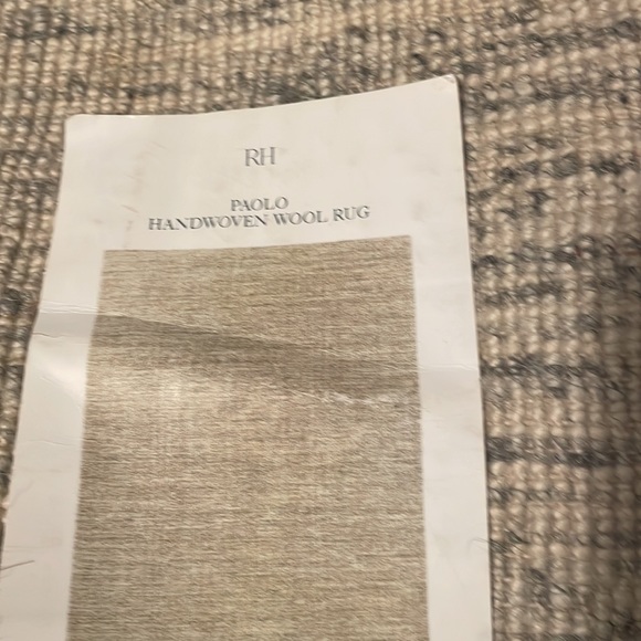 RH PAOLO WOOL RUG swatch - Picture 3 of 4